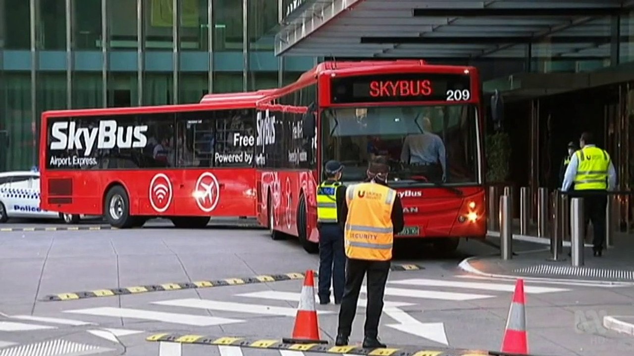 Calls to overhaul Australia's hotel quarantine system due to mental health concerns