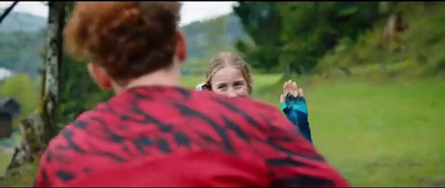 MADISON UNGEBREMSTE GIRLPOWER Clip