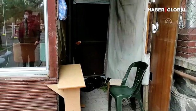 Yeni doğmuş bebeği paketleyip parka bıraktılar!