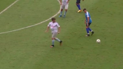 Bolsonaro participa en un partido de fútbol benéfico sin medidas anti-Covid