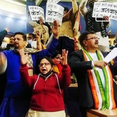 Watch: Ugly Squabble Between AAP-BJP Councillors In Delhi