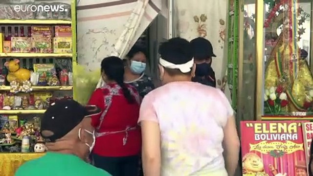 Los peruanos piden salud y un buen 2021 en la Feria de los Deseos