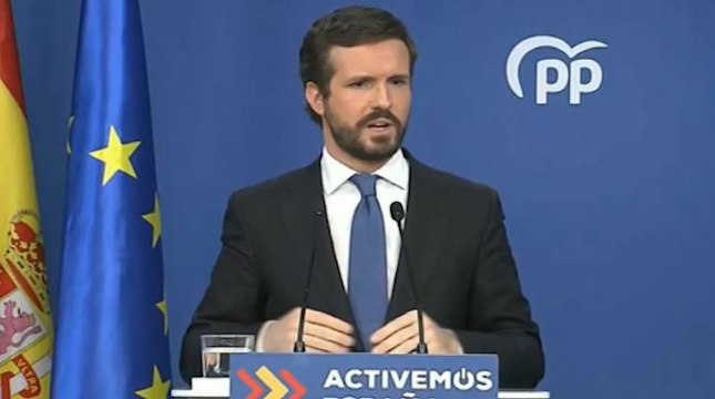 Casado apoyaría al Gobierno para una ley que reforzase la monarquía