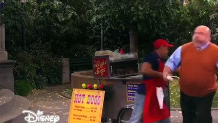 Jessie 4x09 Driving Miss Crazy