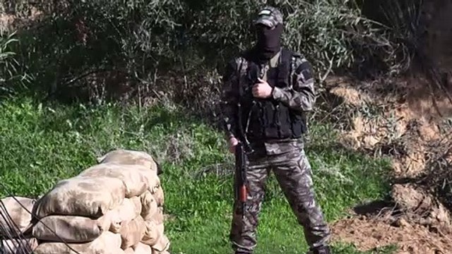 أول مناورات عسكرية للفصائل الفلسطينية بالذخيرة الحية في قطاع غزة