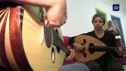 جائحة كورونا تؤجج الشغف بآلة العود في مصر