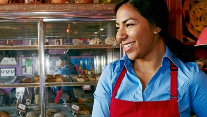 How One Waitress Annihilated $6K Of Student Loans In Just Two Months