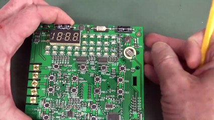 EEVblog #1360 - REPAIR - Aircon Control Panel