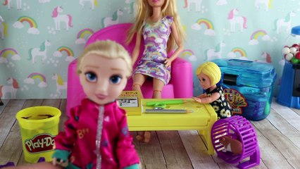 Dentist! Elsa and Anna Toddlers go to see Dr. Barbie