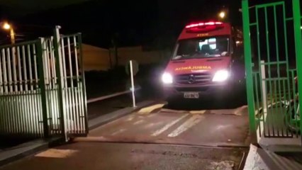 Homem fica ferido praticando esportes em condomínio, na Rua Tranquilo Noro, no Parque Verde