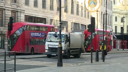 Reino Unido dá mais um passo contra Covid-19