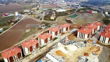 Elazığ’da 341 depremzede daha çekilen kurayla evlerine kavuştu