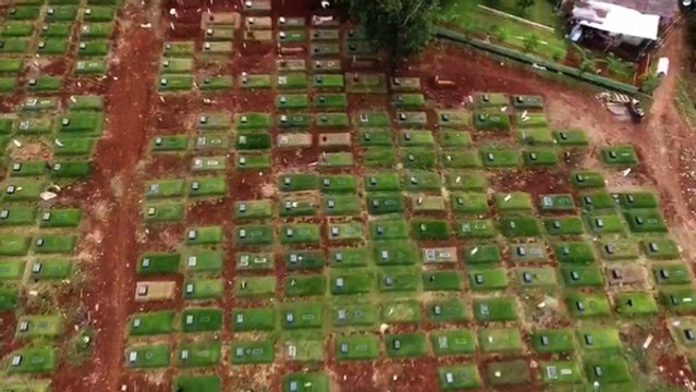 TPU Pondok Ranggon Layani Pemakaman Jenazah COVID-19 secara Tumpang