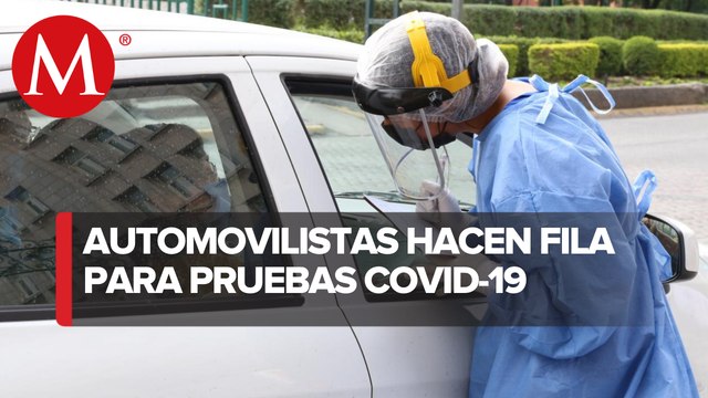 Largas filas en módulos drive thru