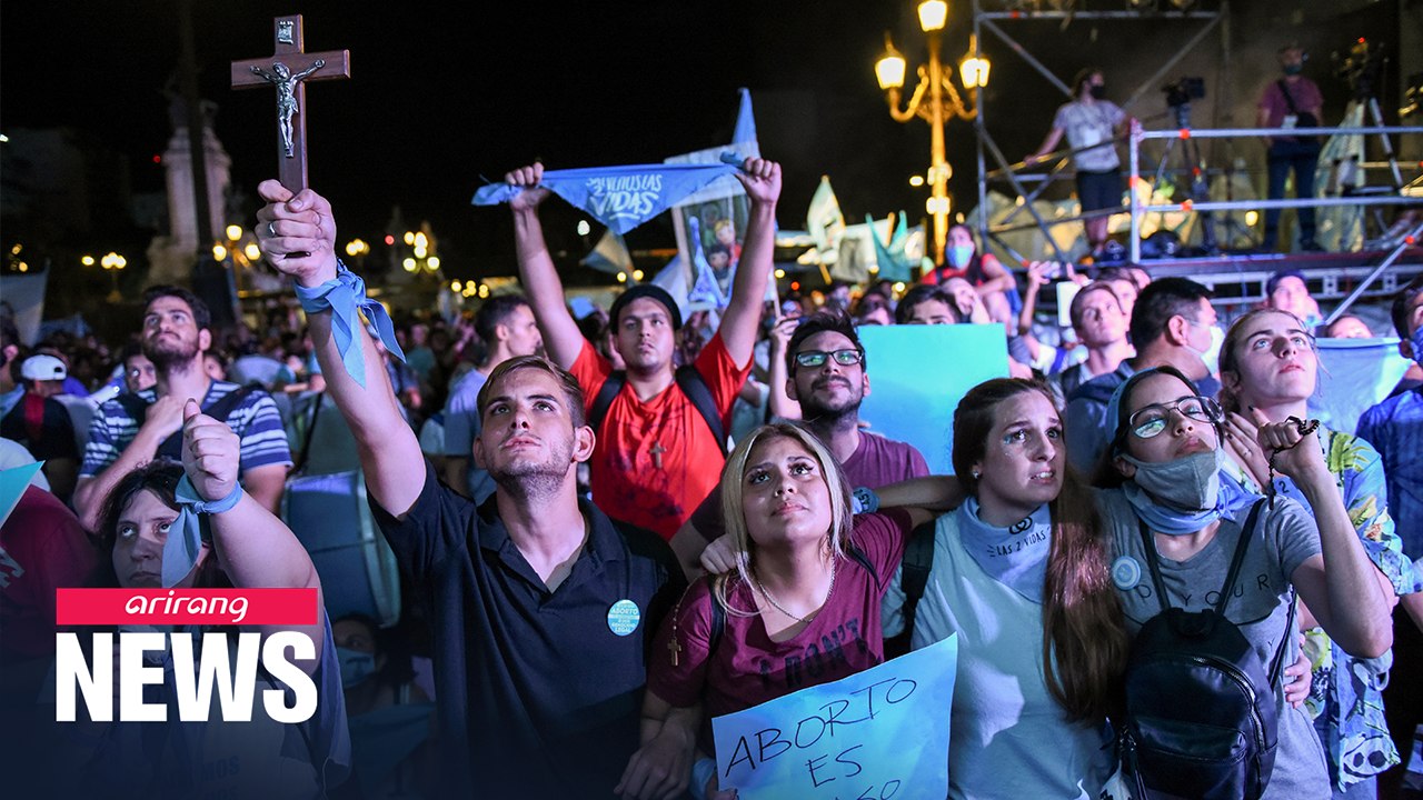 Argentina Senate approves legalizing abortion up to 14th week of preganancy