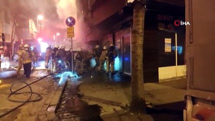 Bahçelievler’de dükkana giren otomobil alev topuna döndü