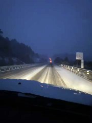 Caída de aguanieve obliga al cierre de la carretera Mazatlán-Durango