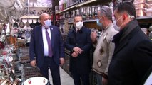 AK Parti Erzincan milletvekilleri esnaf ziyaretinde bulundu