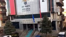 AKP Ankara İl Başkanlığı binasında boyalı eylem yapan 5 kadın gözaltına alındı