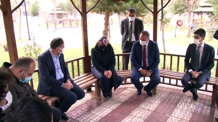 Sağlık-Sen Genel Başkanı Durmuş'tan hayatını kaybeden sağlıkçıların ailelerine baş sağlığı ziyareti