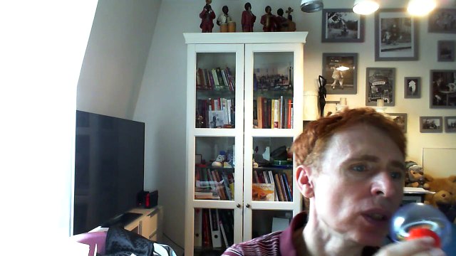 Wiwi égratigne modern day cowboy