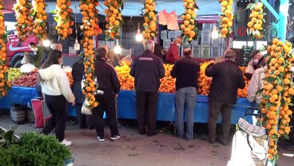 Kısıtlama öncesi Sinoplular pazara akın etti