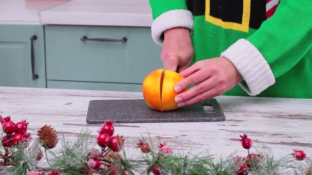 7 Muhteşem Yılbaşı Pastası Süslemesi _ Noel Baba’yı Beklerken Yenecek 7 Yılbaşı Tatlısı