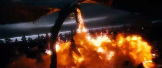 Smaug Vs Bard - The Hobbit The Battle of the Five Armies scene