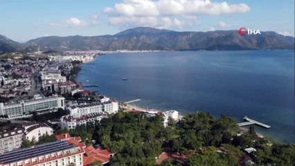 Marmaris'te yeni yıl öncesi trafik yoğunluğu