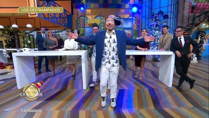 ¡Jugamos a Jalar copas con rollos de papel! Checa qué equipo fue mejor. | Venga La Alegría