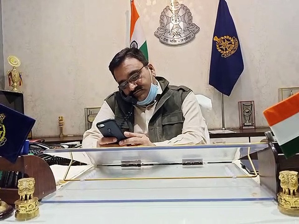 पथराव मामले में दो थाना प्रभारी को एसपी ने किया लाइन अटैच