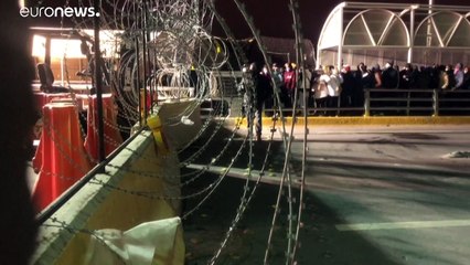 Cientos de cubanos tratan de cruzar la frontera entre México y Estados Unidos