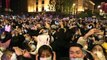 Milhares de pessoas nas ruas de Wuhan