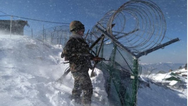 Soldiers continue to guard our borders in extreme cold