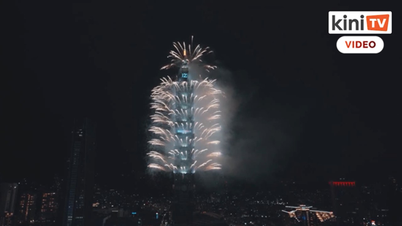Persembahan bunga api hebat menerangi langit Taipei pada Malam Tahun Baru
