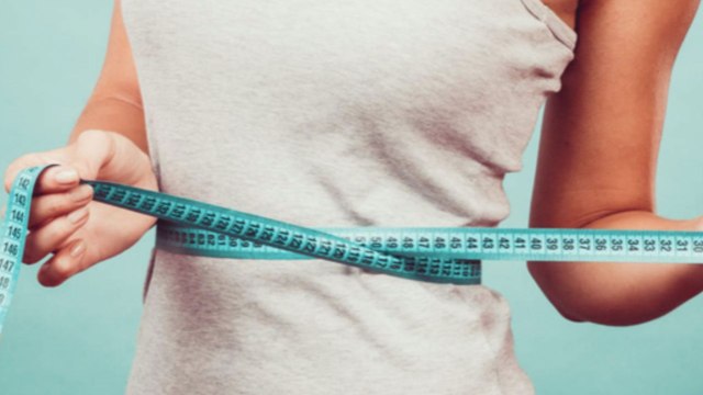 पेट की चर्बी कम करनी है तो इन चीज़ों को दिन में नहीं रात में खाइये । Weight Loss Tips । Boldsky