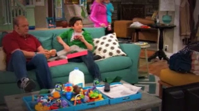 Good Luck Charlie S01E21 - Teddy's Broken Heart Club Band