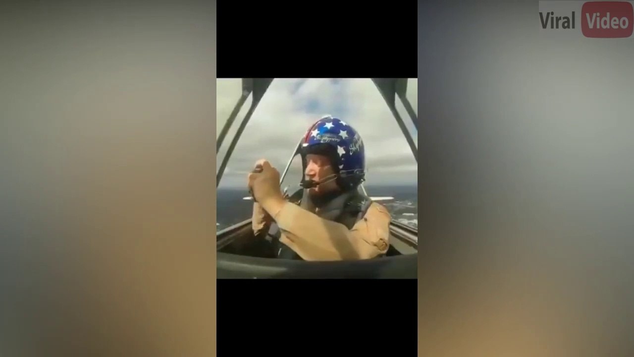 LOOK AT HIS FACE 