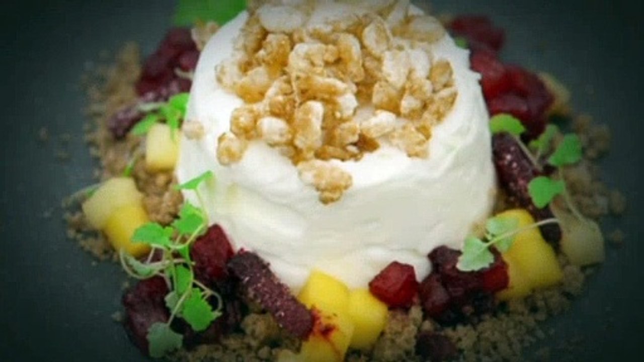 MasterChef The Professionals S013E19 A Festive Knockout Pt 02