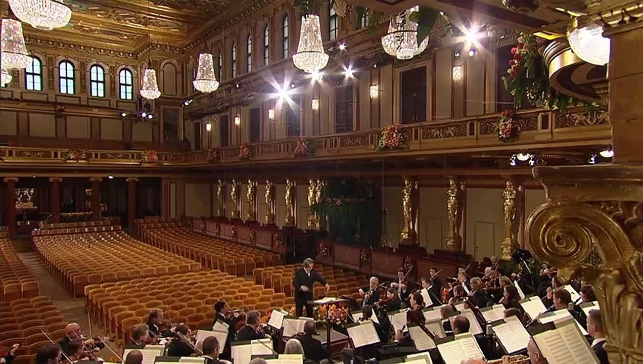 Muti y la Filarmónica de Viena superan con éxito el reto de un concierto de Año Nuevo sin público