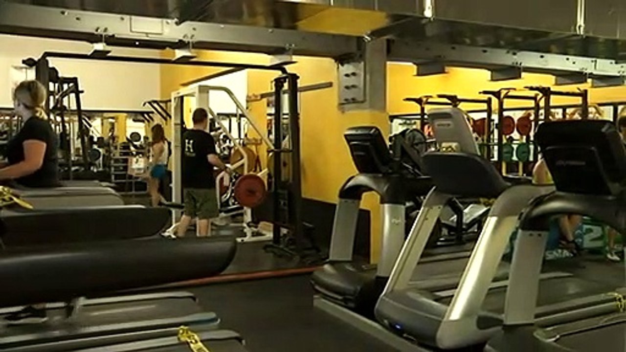 How to stick to your fitness goals in 2021