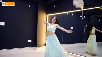 Aaja Nachle_ Dance cover by Kashika Sisodia