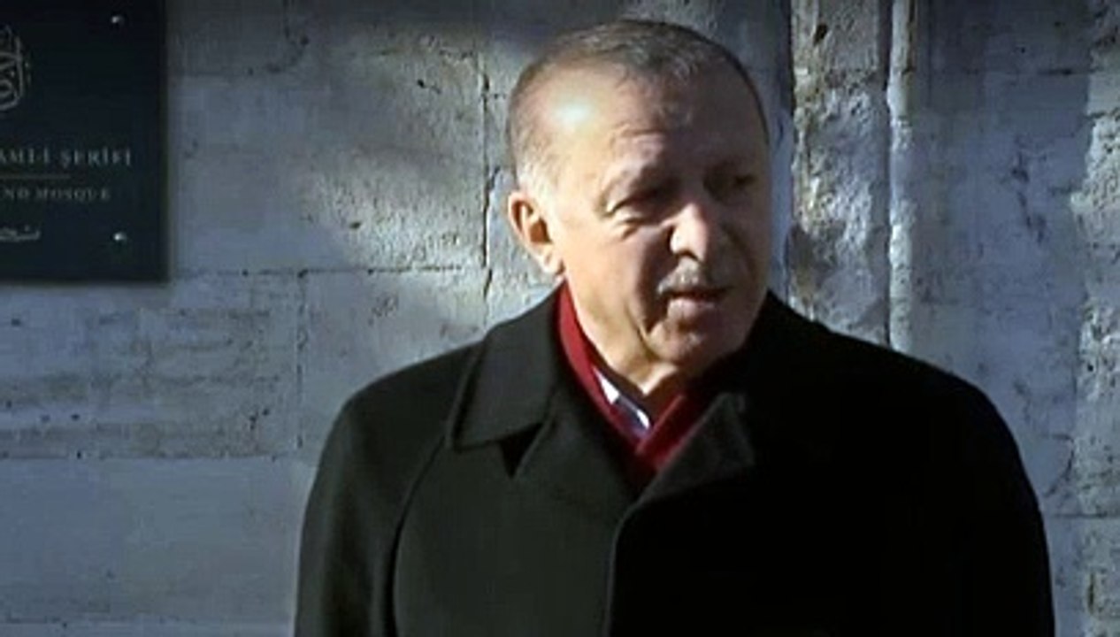 Erdoğan: Sözcü gazetesini okumuyorum, kimse de para verip almasın