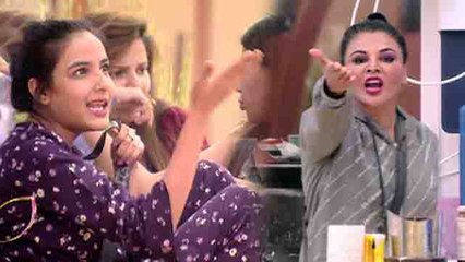 Bigg Boss 14: Jasmin और Rakhi के बीच हुईं गंदी लड़ाई, एक-दूसरे पर उछाला कीचड़ | FilmiBeat