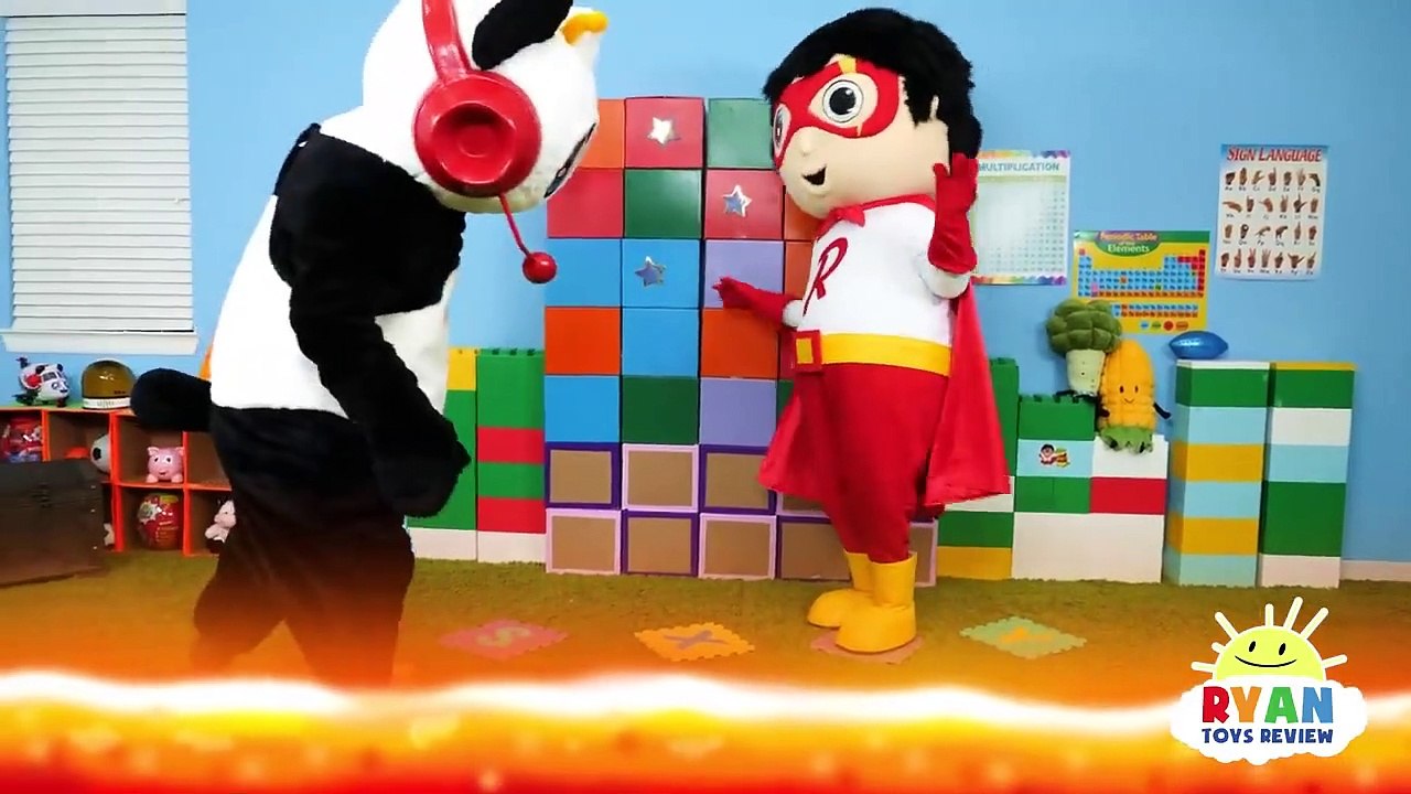 Ryan Police Pretend Play wth Traffic Signs!!!