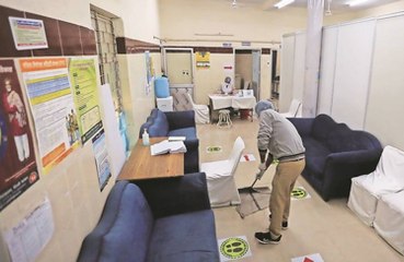 दिल्ली के श्रीनिवासपुरी में तैयार हुआ वैक्सीन सेंटर, टीका मिलने के 10 मिनट बाद शुरू हो जाएगा वैक्सीनेशन