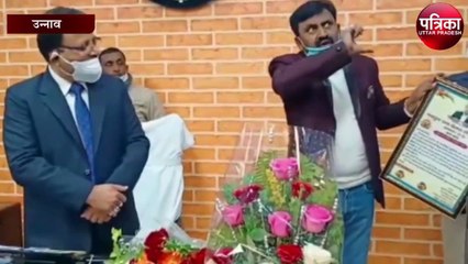 गांव में लगा दहेज रहित विवाह का बोर्ड