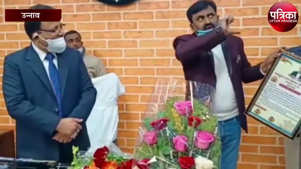 गांव में लगा दहेज रहित विवाह का बोर्ड