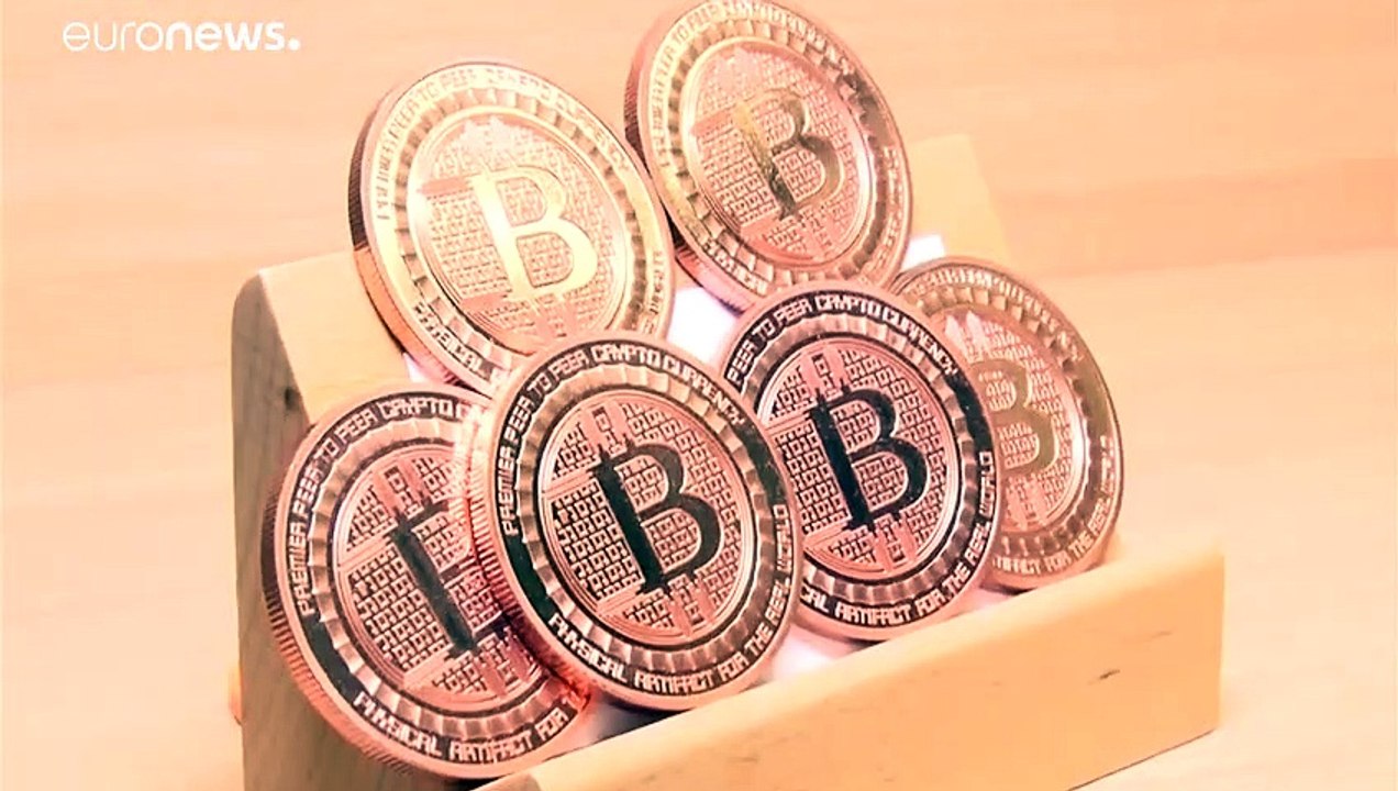 سعر عملة "بتكوين" الافتراضية يتجاوز عتبة 30 ألف...