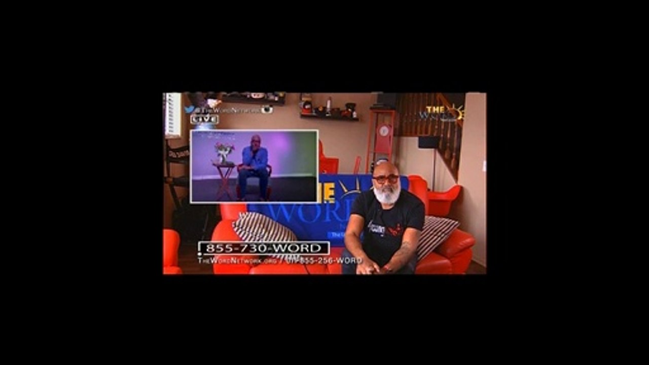 Pastor Marlon Bolton (Prophet Fire) Performs Cold Readings on Greg Davis Live